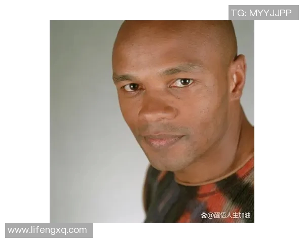 乔丹传奇：从篮球场上的巨星到全球文化偶像的蜕变之路